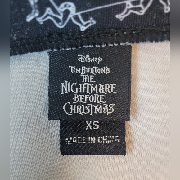 Hot Topic, The night before Christmas skirt - Picture 3 of 5